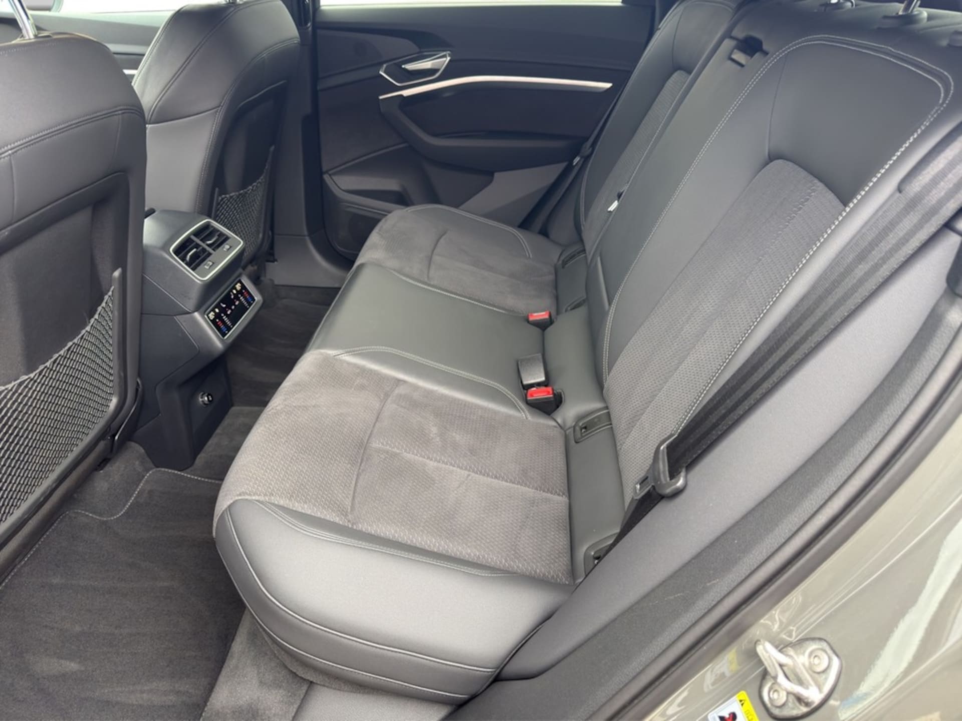 Audi Q8 Sportback e-tron Advanced