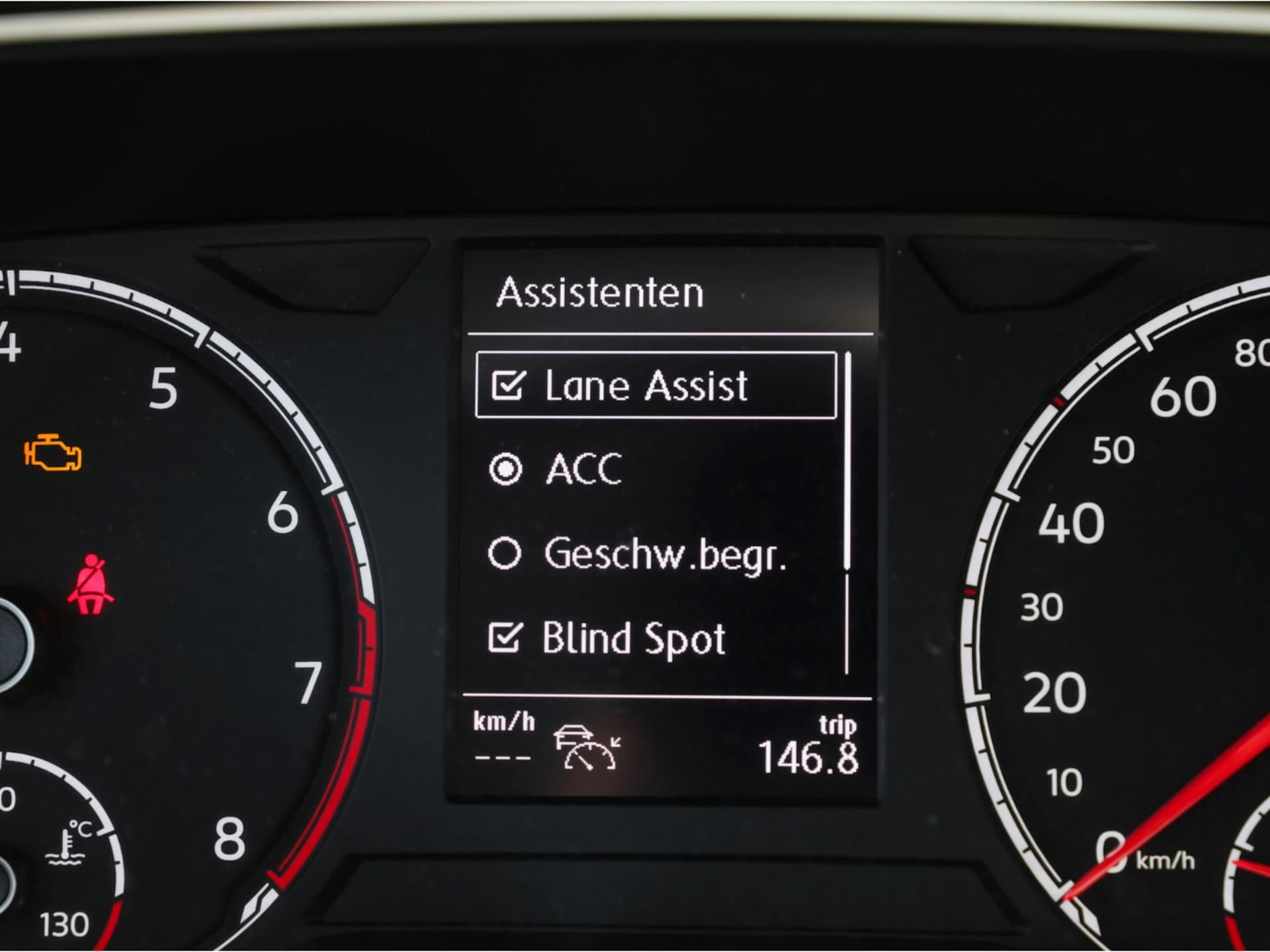 Volkswagen T-Cross United