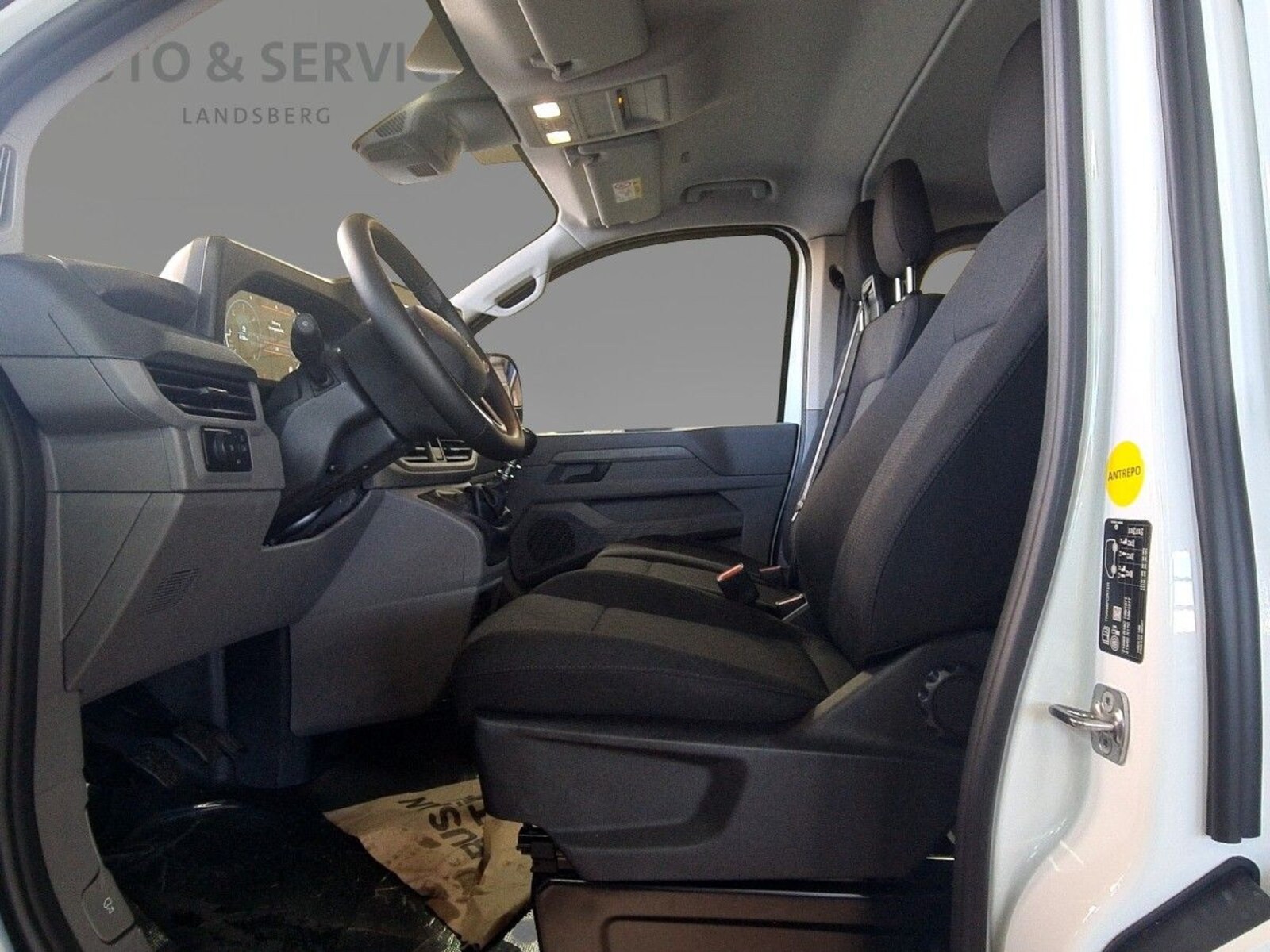 Volkswagen Transporter Kasten kurzer Radstand – Bild 7