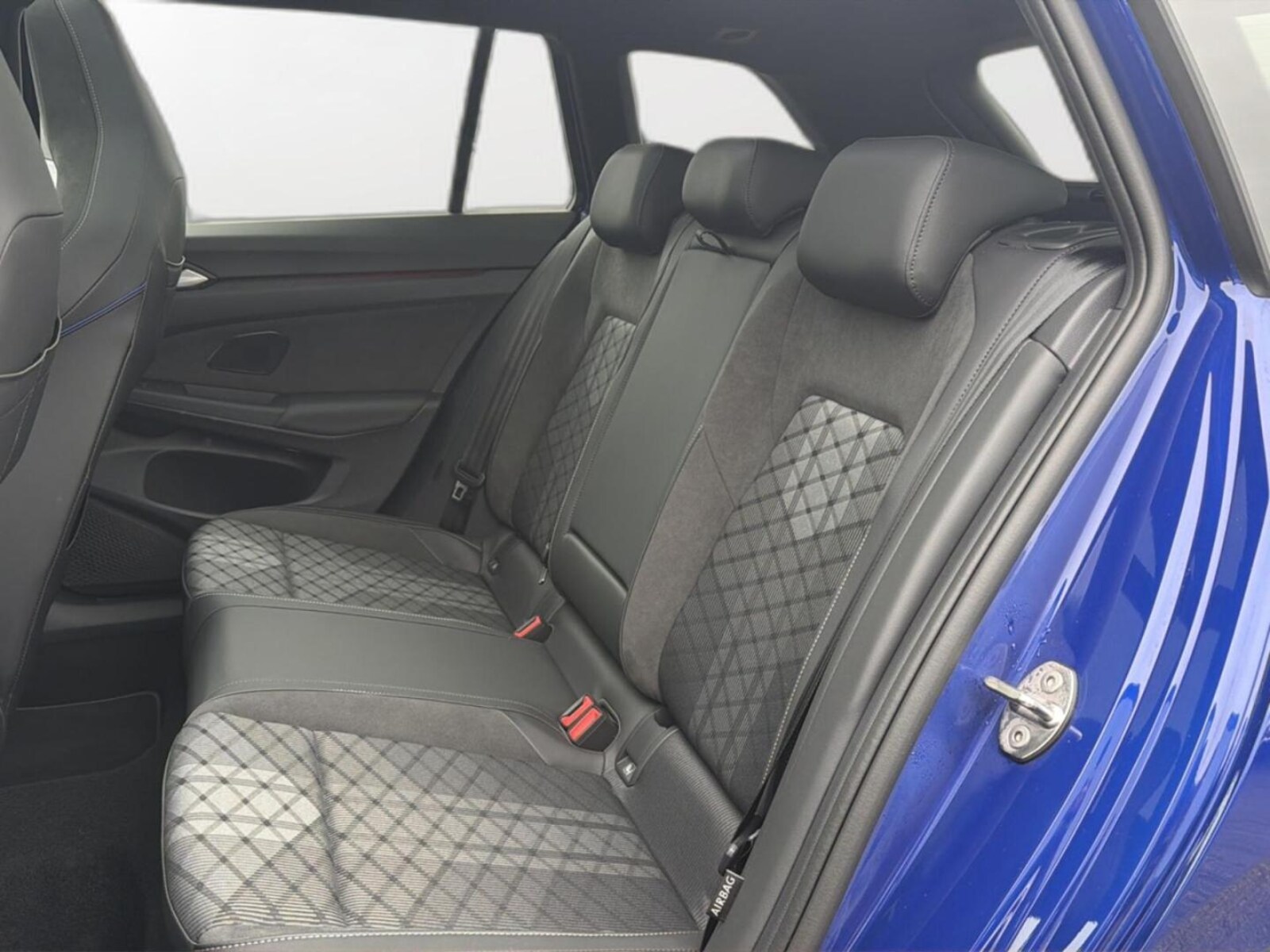 Volkswagen Golf Variant – Bild 9