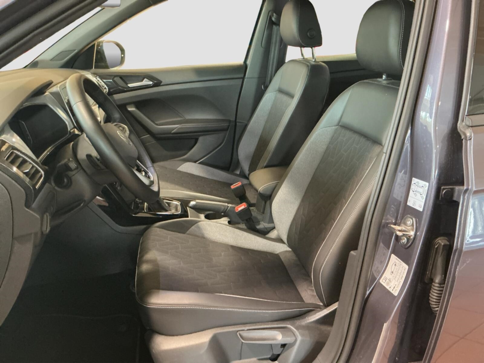 Volkswagen T-Cross – Bild 10