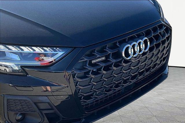 2025 Audi A8 Base - Photo 30