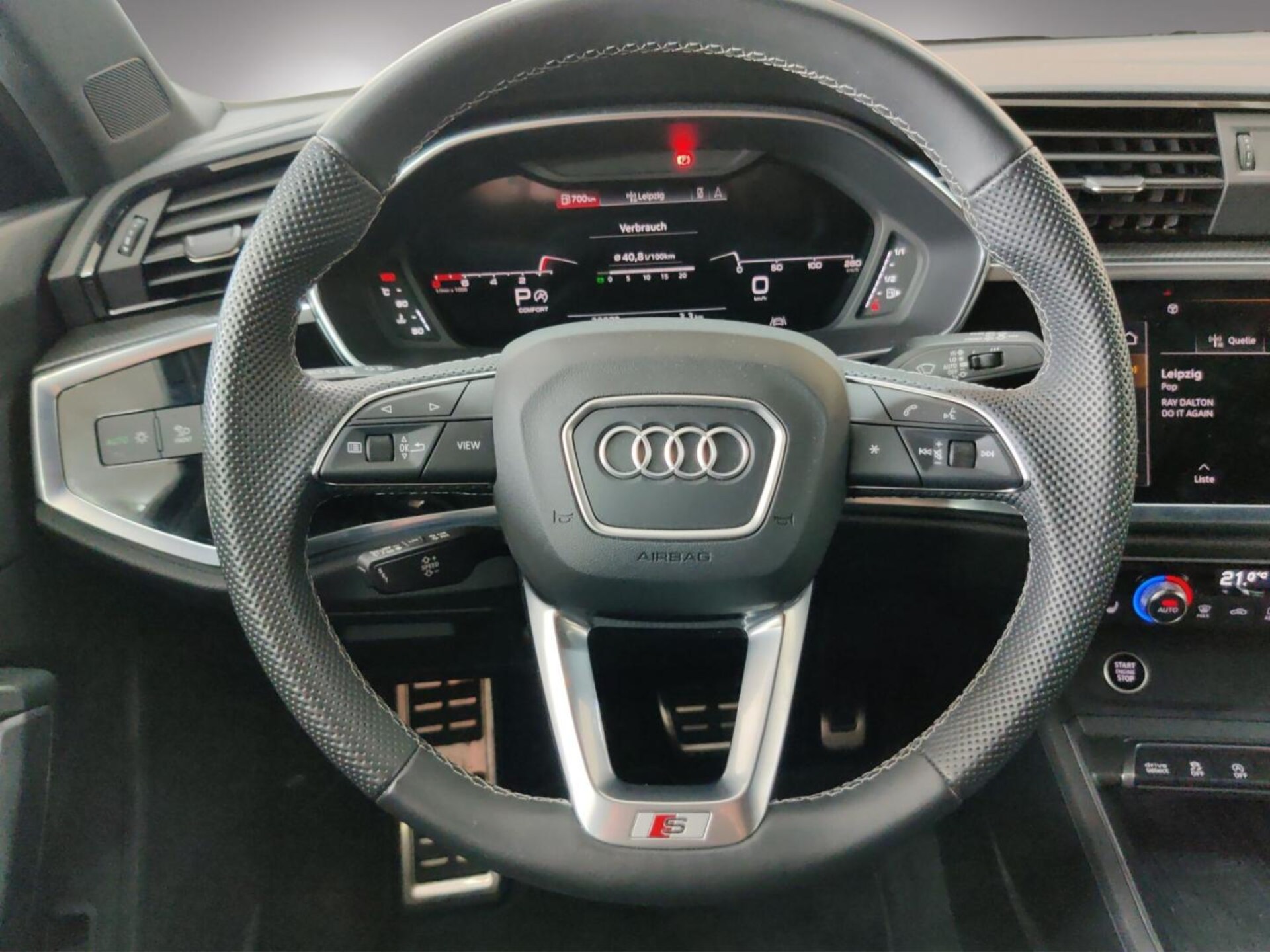 Audi Q3 Sportback S line