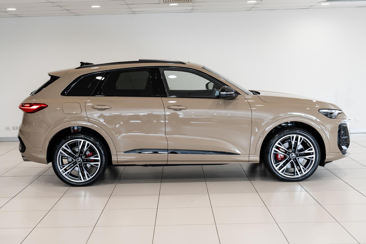 Image about Audi SQ5 SUV TFSI 270 kW