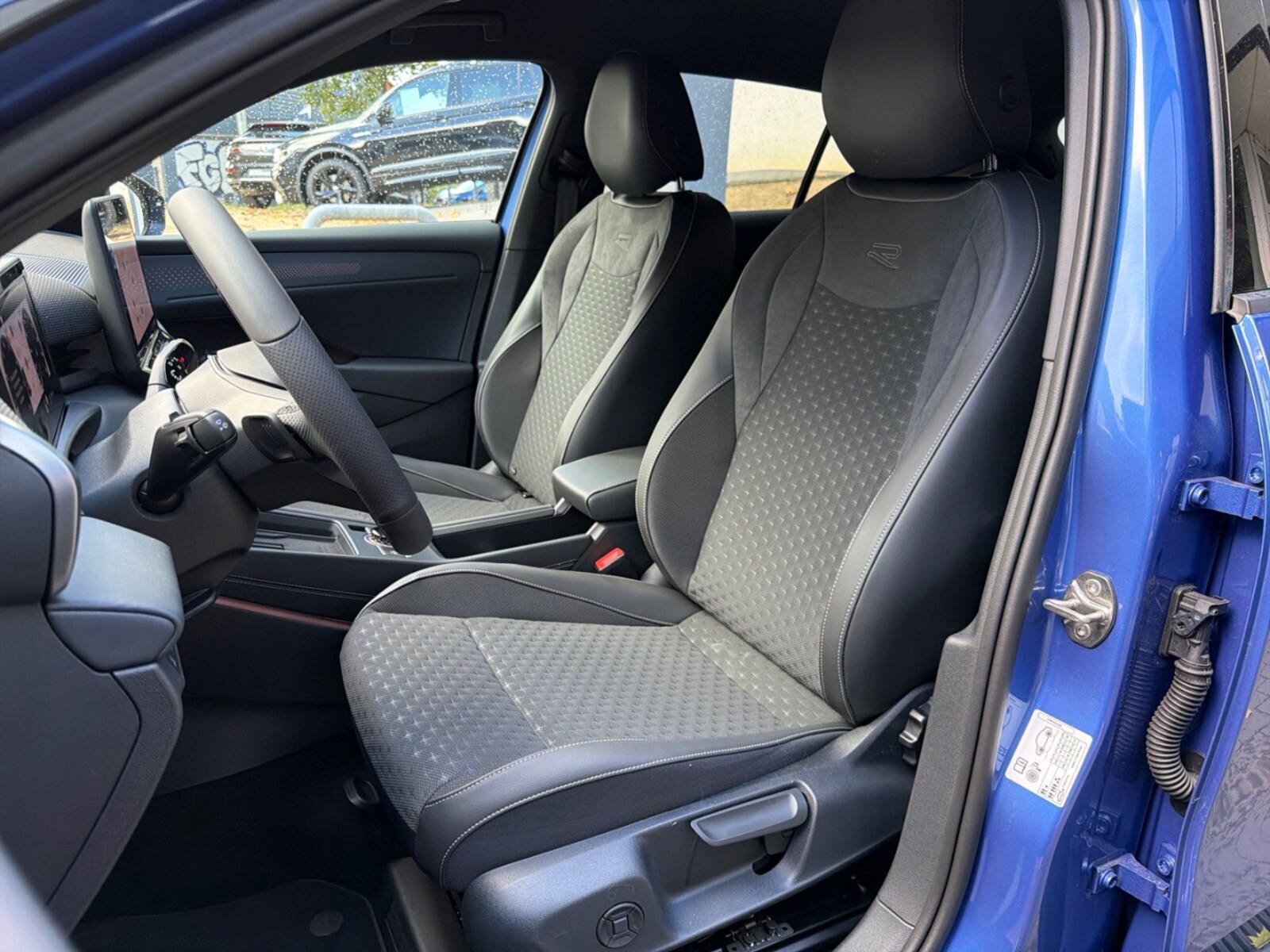 Volkswagen T-Roc – Bild 9