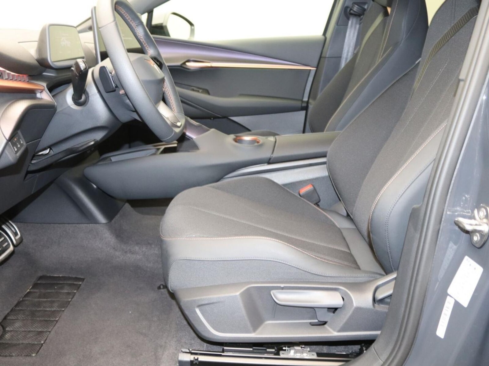 CUPRA Tavascan – Bild 17