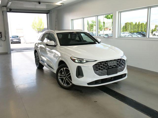 2026 Audi Q5 Premium Plus quattro's photo