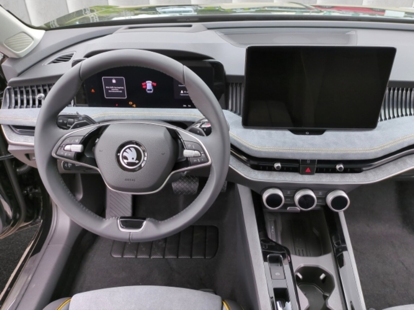Škoda Superb Combi – Bild 6