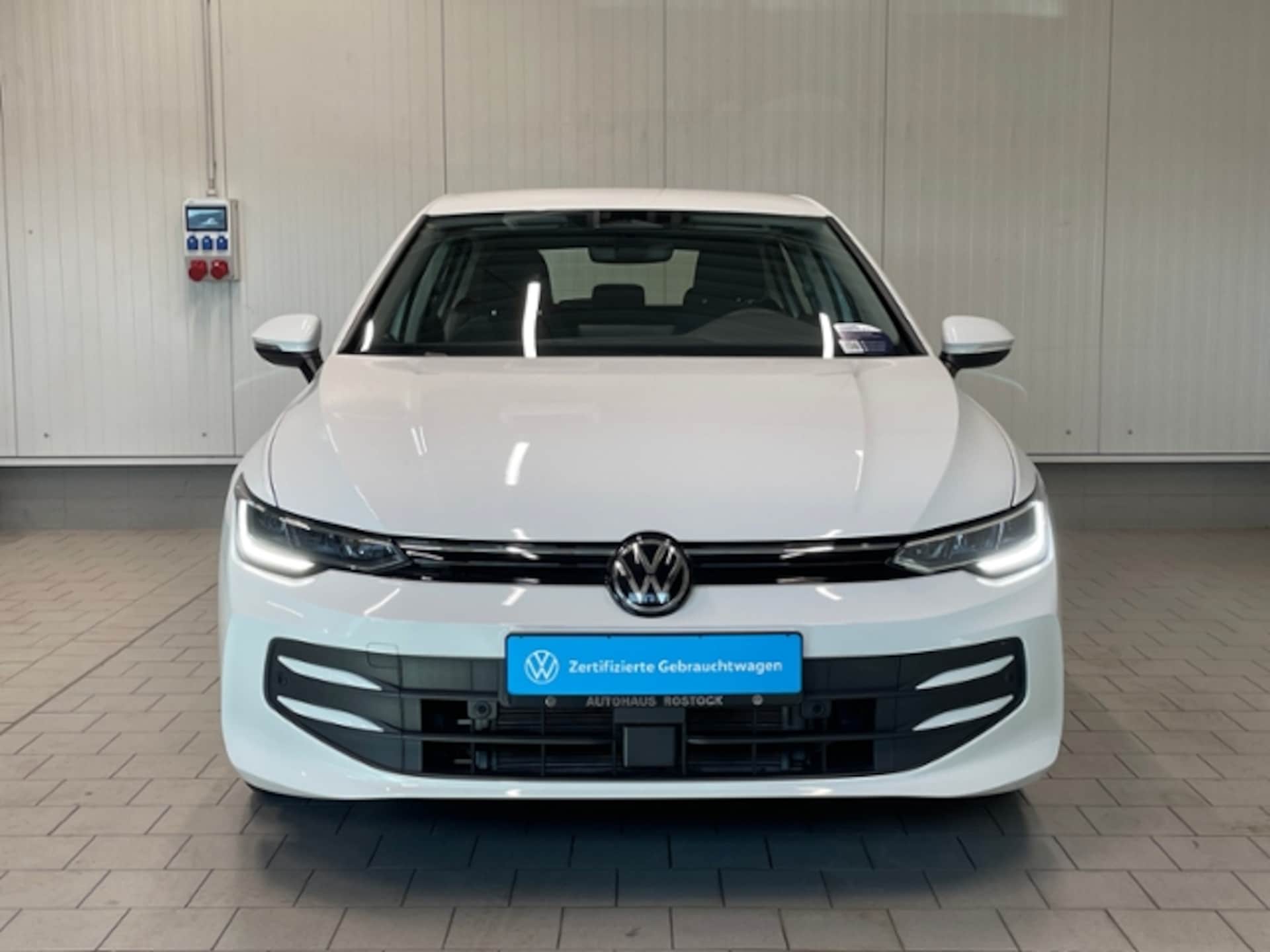 Volkswagen Golf Life