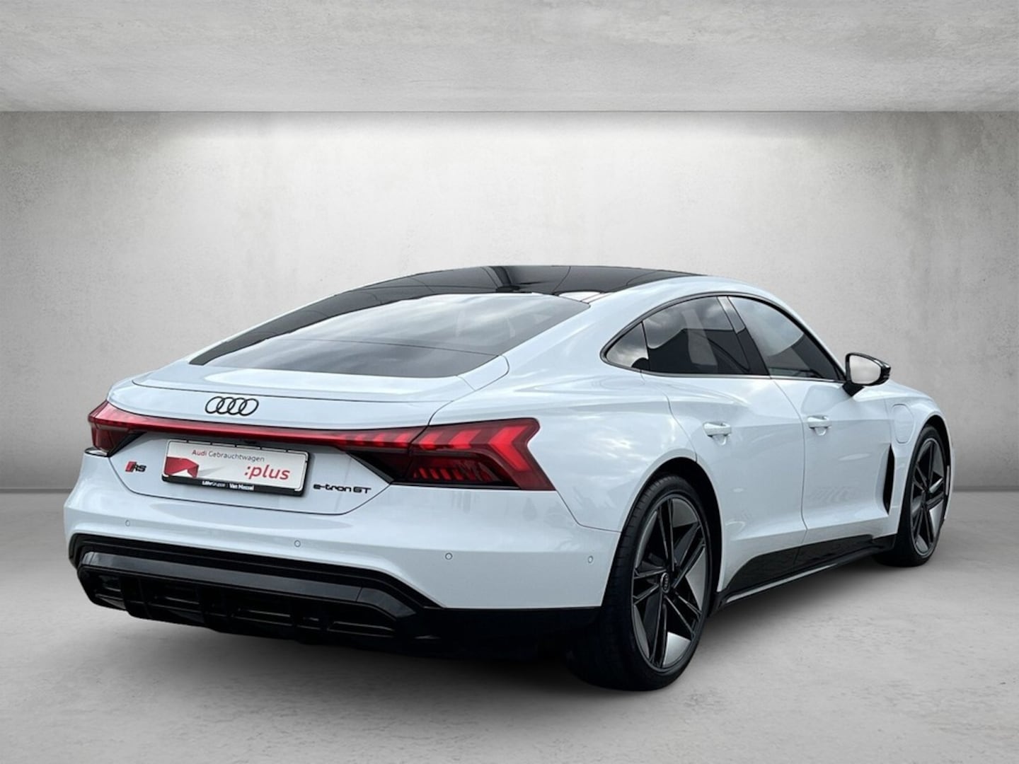 Bild über Audi RS e-tron GT e-tron quattro - für weitere Informationen kontaktieren Sie den Audi Partner