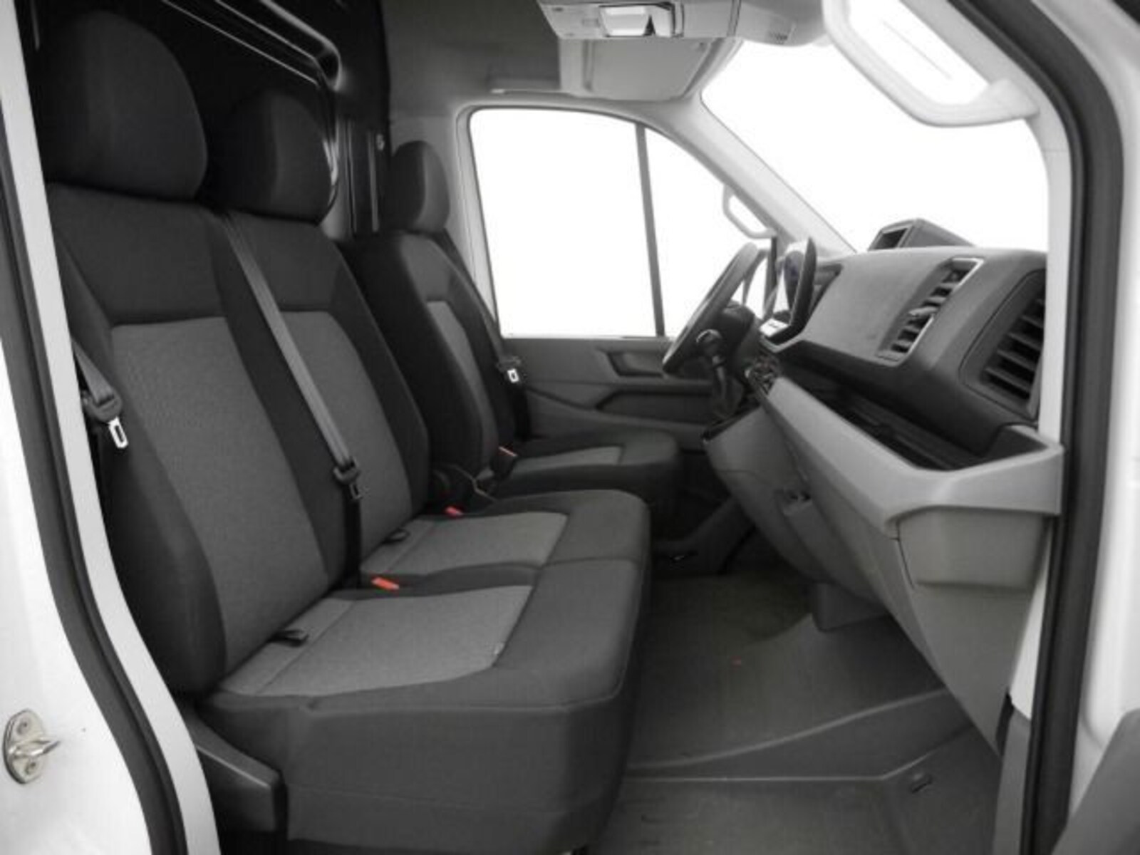 Volkswagen Crafter Kasten langer Radstand – Bild 4