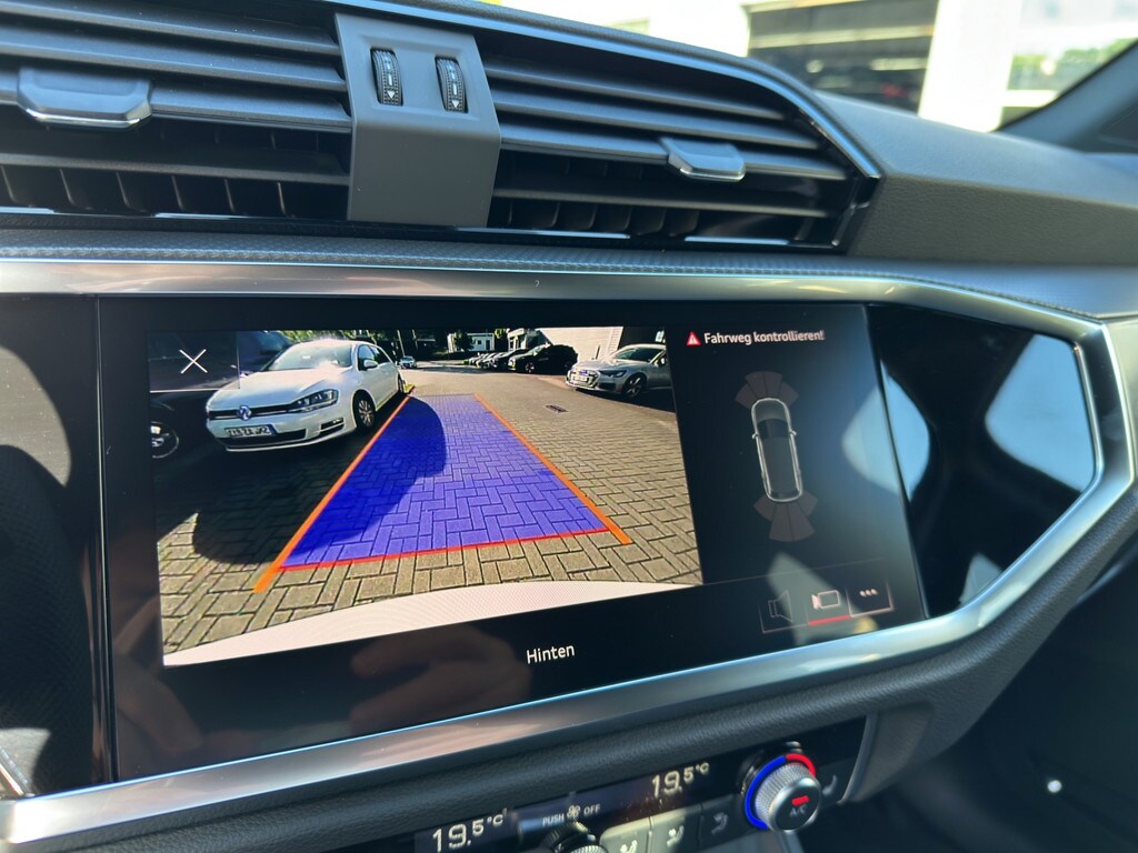Image about Audi Q3 S line 35 TFSI S tronic