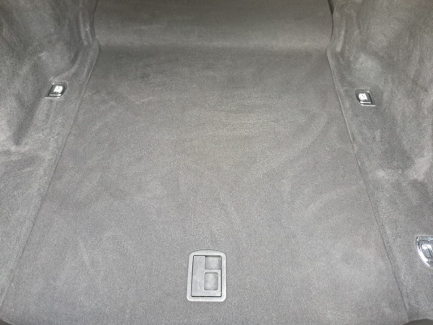 Bild über Audi A8 50 TDI quattro tiptronic - für weitere Informationen kontaktieren Sie den Audi Partner