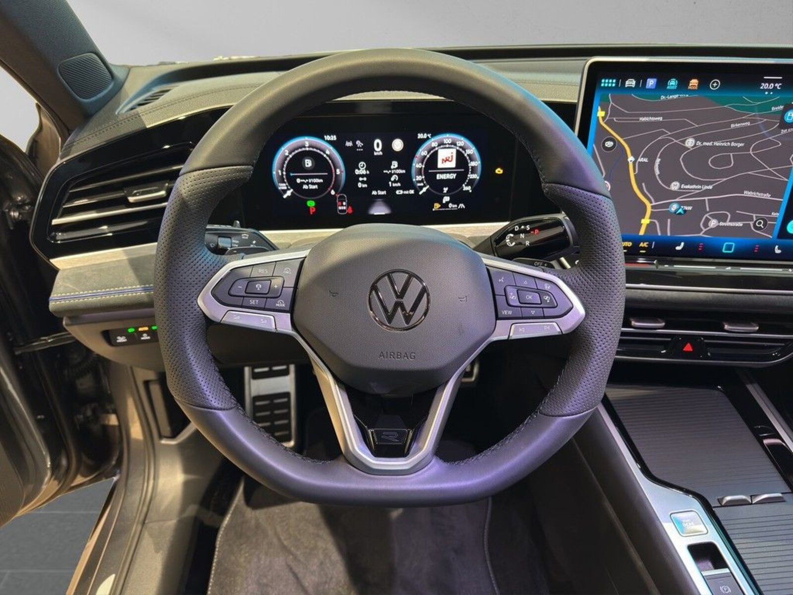 Volkswagen Passat – Bild 8