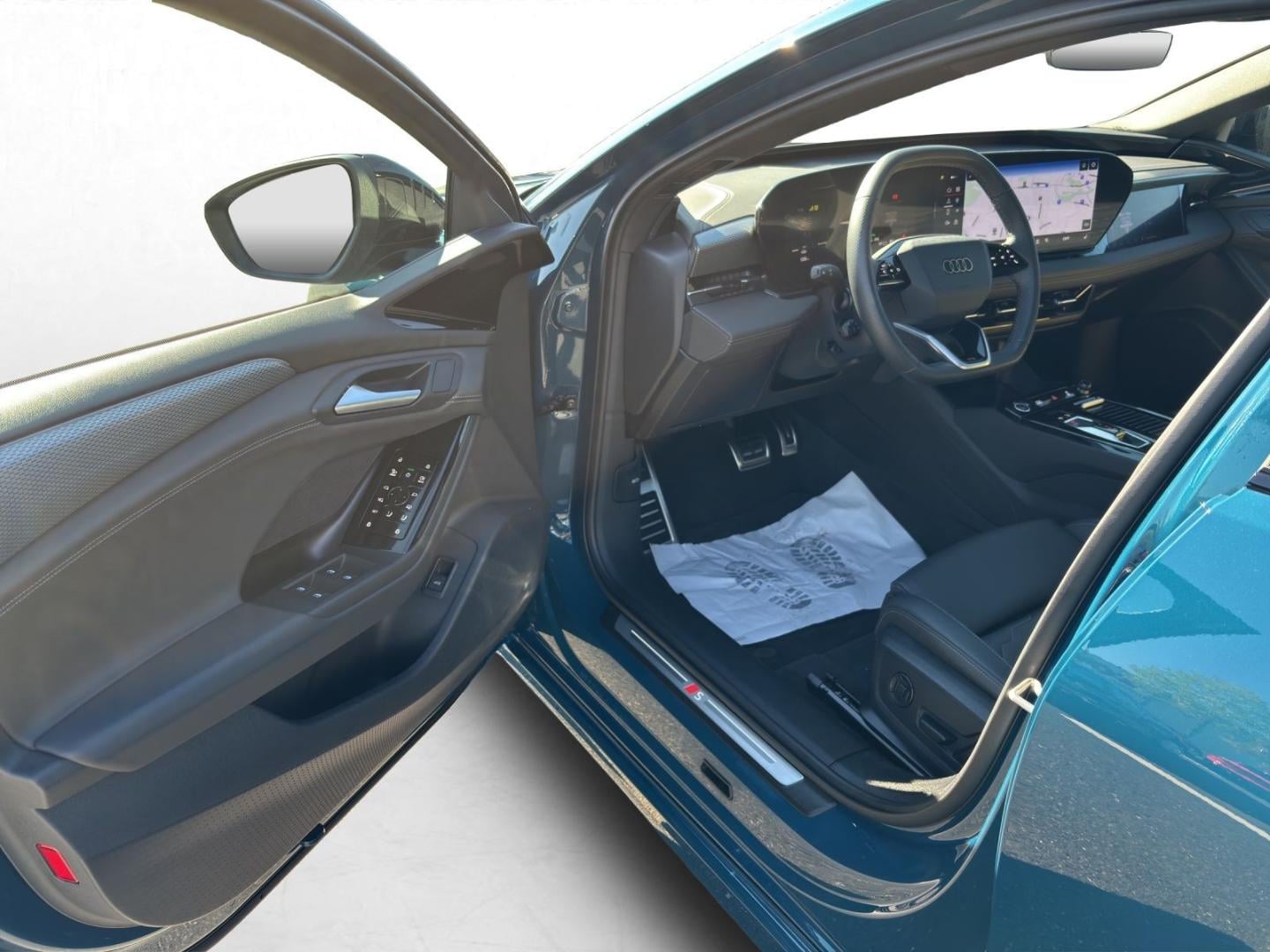 Bild über Audi A6 Avant e-tron e-tron quattro - für weitere Informationen kontaktieren Sie den Audi Partner