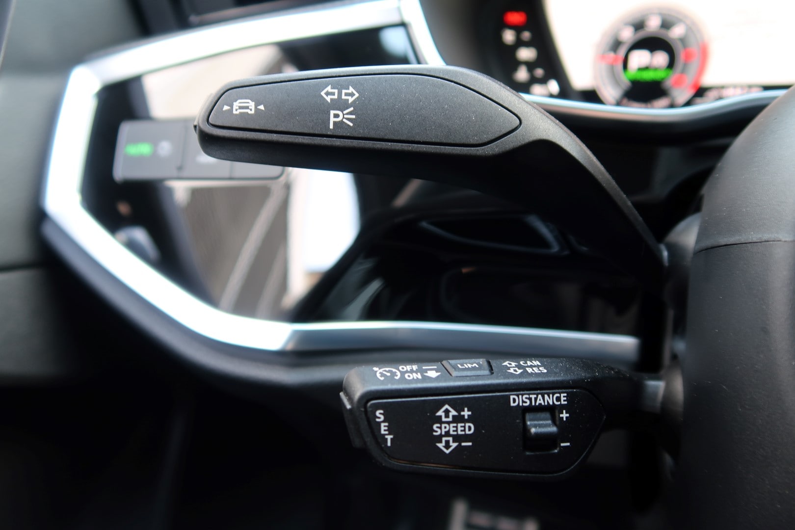 Image about Audi Q3 S line 40 TDI quattro 147 kW (200 PS) S tronic