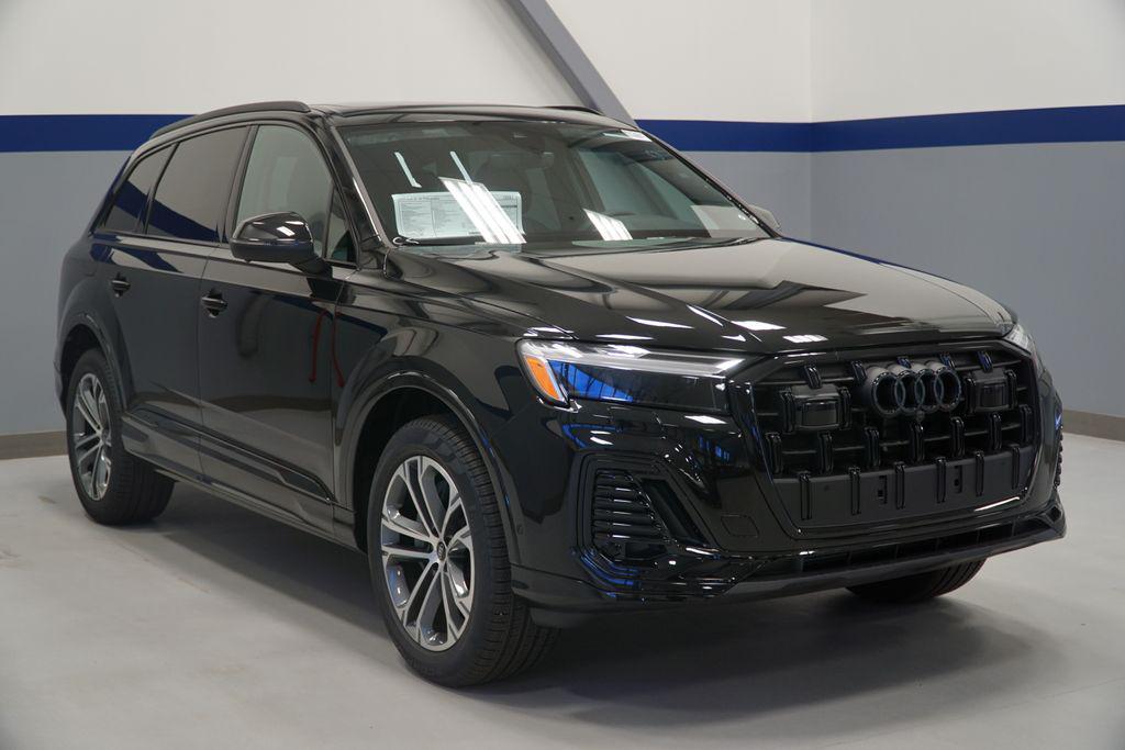 2026 Audi Q7 45 Premium quattro Tiptronic's photo