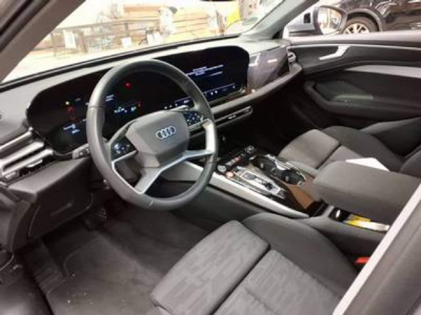 Bild über Audi A6 Avant TFSI 150 kW S tronic - für weitere Informationen kontaktieren Sie den Audi Partner