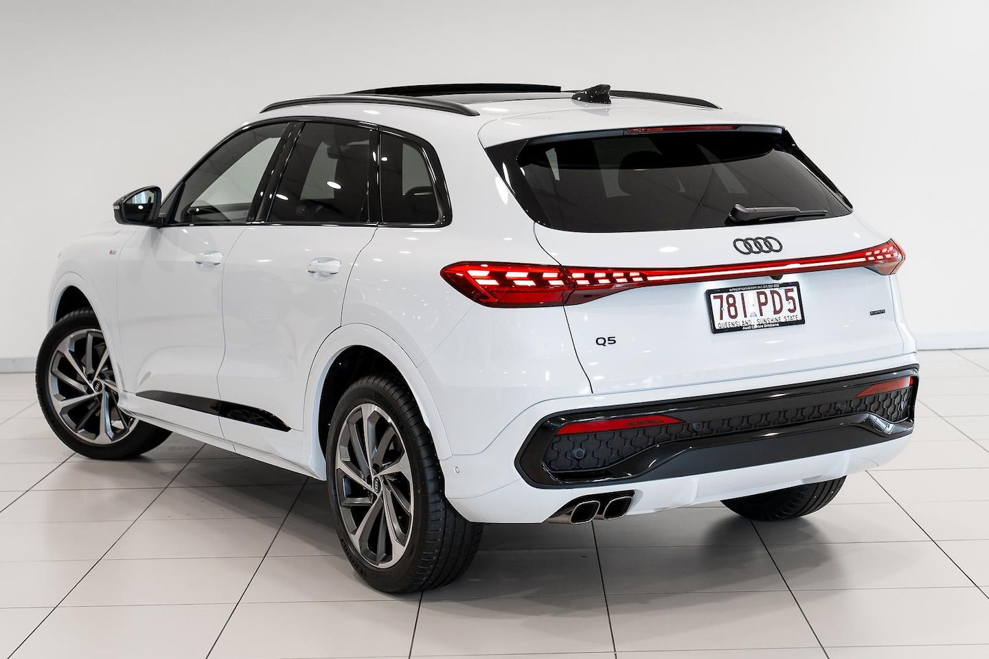 Image about Audi Q5 SUV TDI quattro 150 kW sport