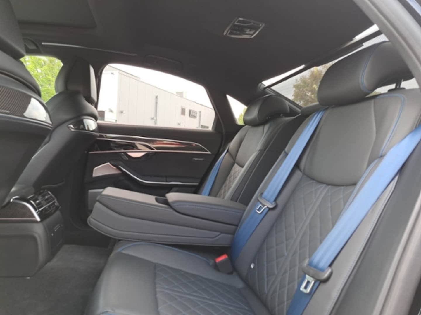 Bild über Audi A8 50 TDI quattro tiptronic - für weitere Informationen kontaktieren Sie den Audi Partner