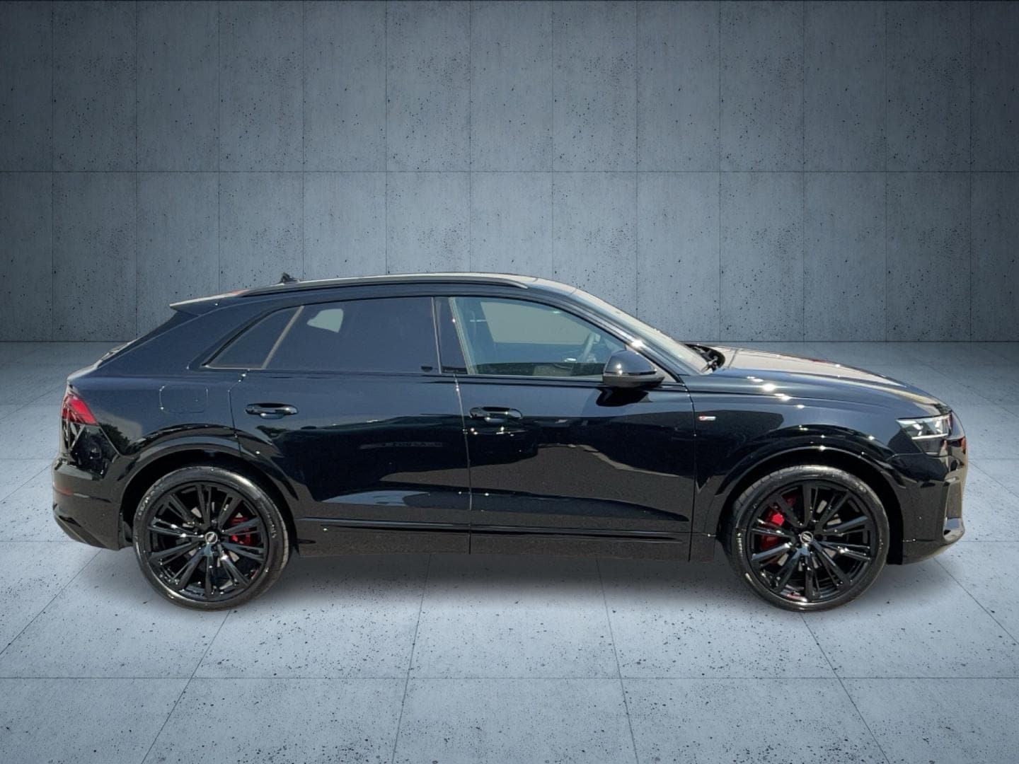 Bild über Audi Q8 SUV TFSI e S line business TFSI e quattro 360 kW tiptronic - für weitere Informationen kontaktieren Sie den Audi Partner