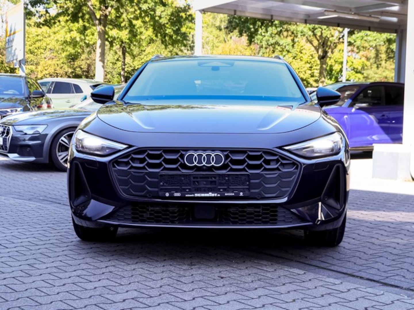 Bild über Audi A5 Avant e-hybrid e-hybrid quattro 220 kW S tronic - für weitere Informationen kontaktieren Sie den Audi Partner