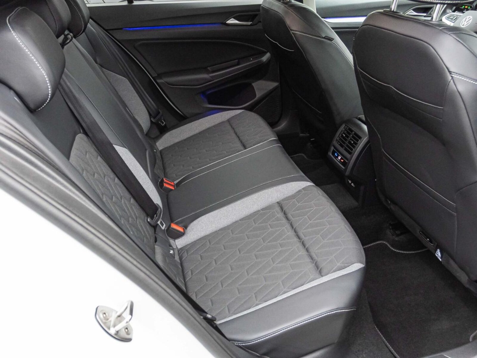 Volkswagen Golf – Bild 18