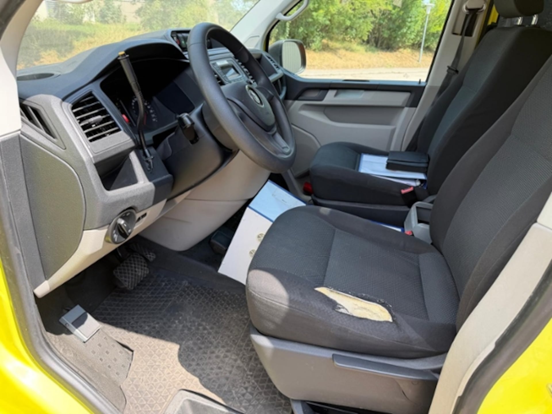 Volkswagen T6 Transporter Kombi kurzer Radstand