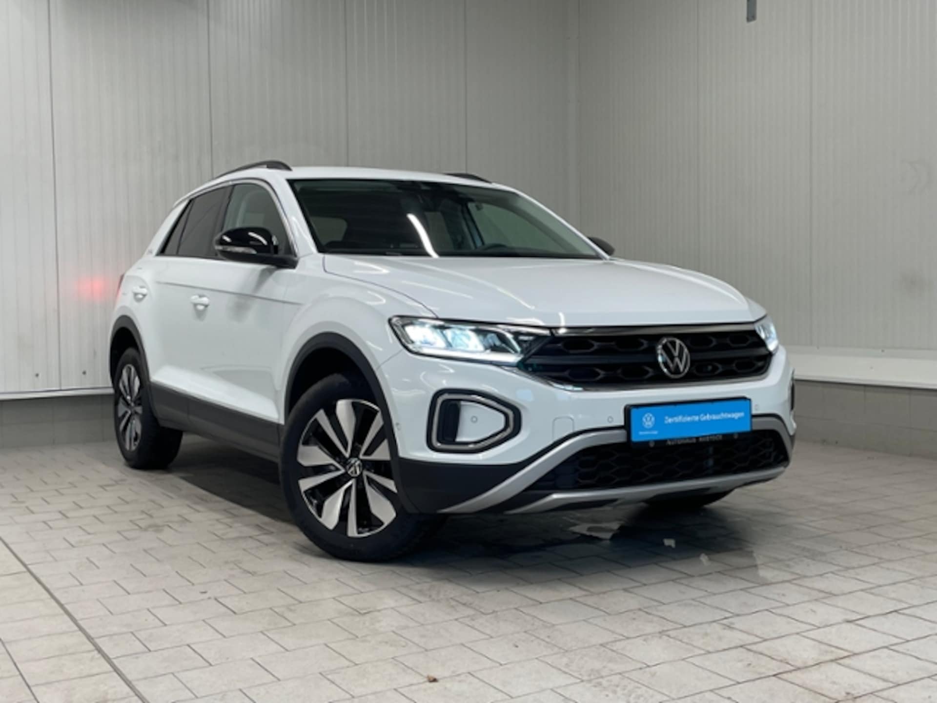 Volkswagen T-Roc Life