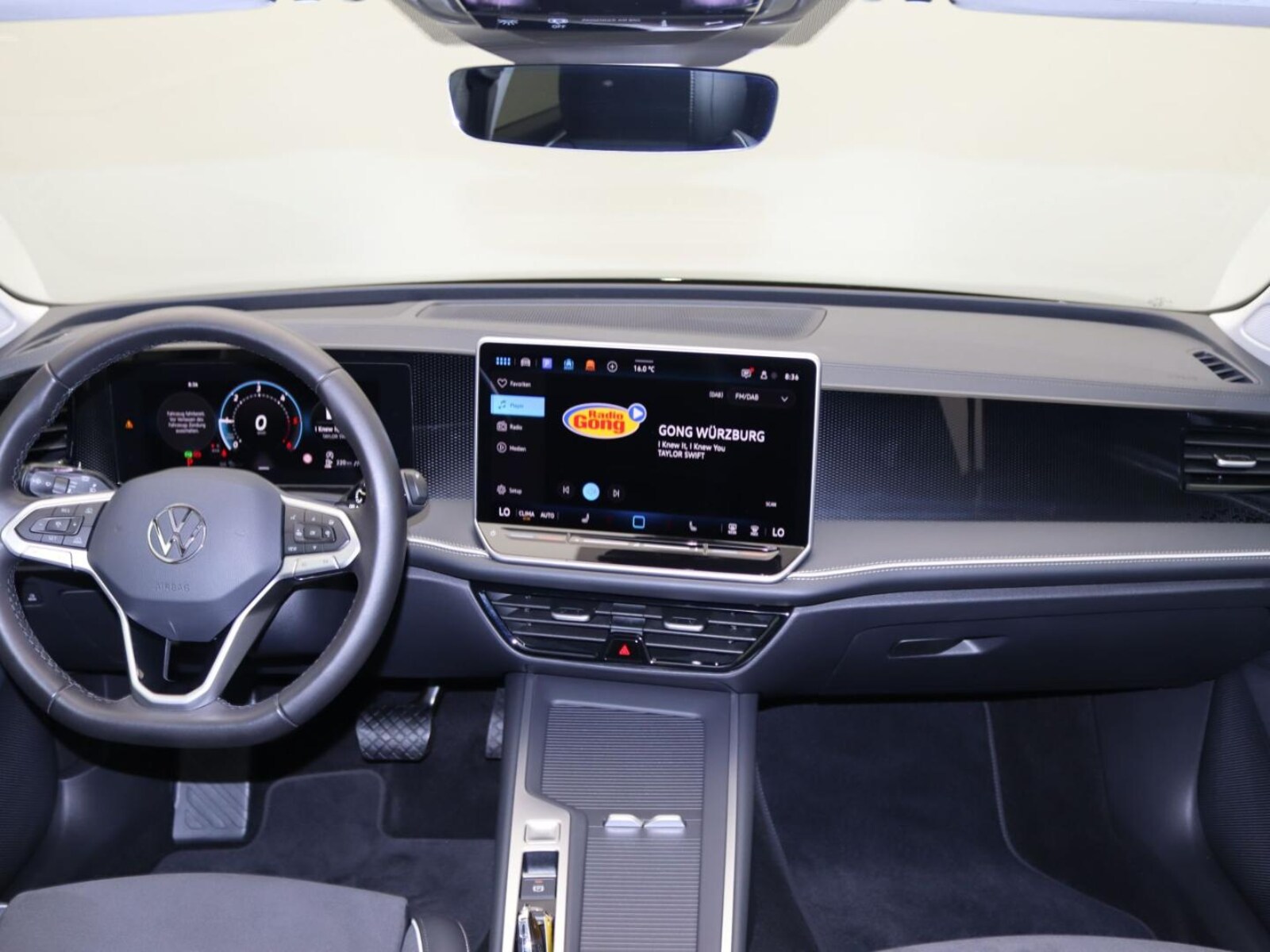 Volkswagen Passat – Bild 11