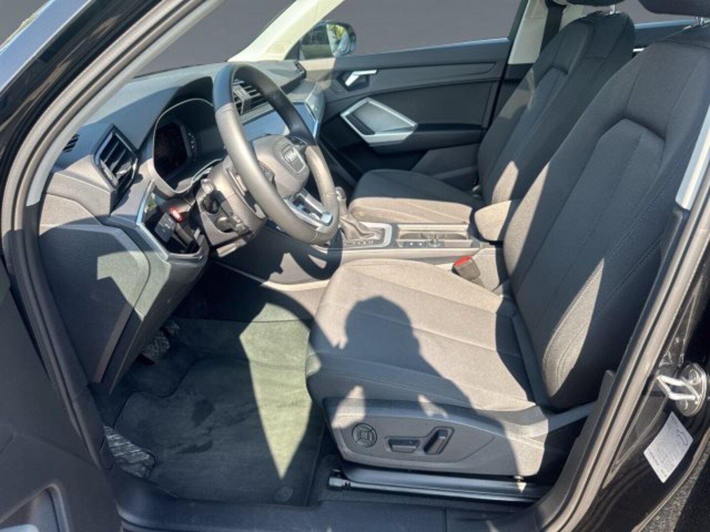 Bild über Audi Q3 advanced 35 TDI S tronic - für weitere Informationen kontaktieren Sie den Audi Partner