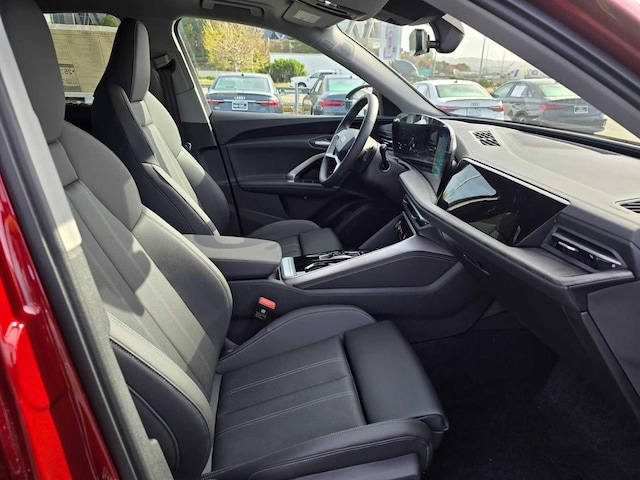 2025 Audi Q5 Premium Plus - Photo 11