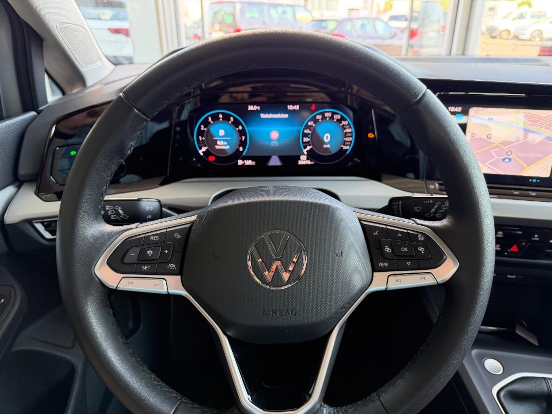 Volkswagen Golf Life