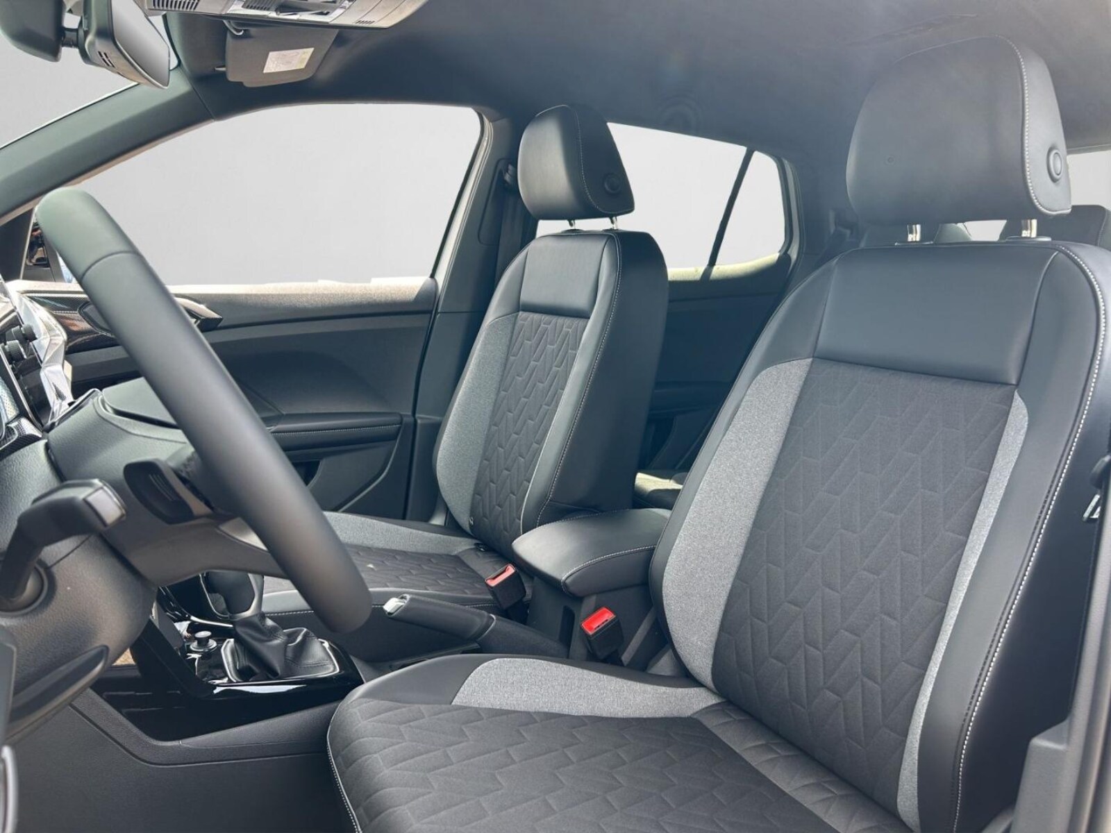 Volkswagen T-Cross – Bild 12