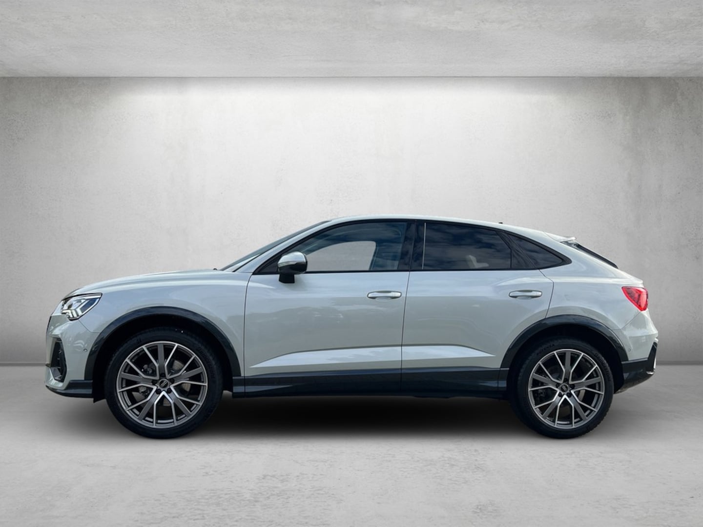 Bild über Audi Q3 Sportback TFSI 110 kW S tronic - für weitere Informationen kontaktieren Sie den Audi Partner