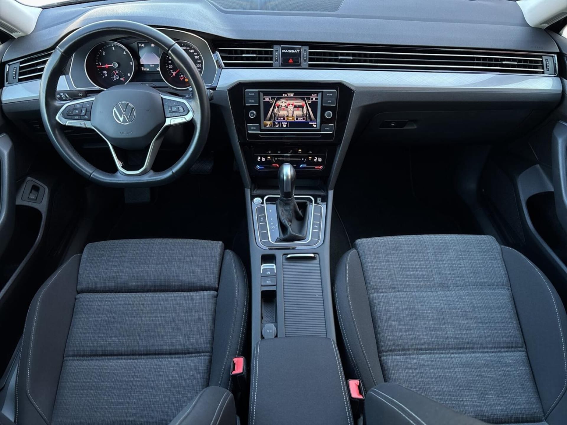 Volkswagen Passat Business