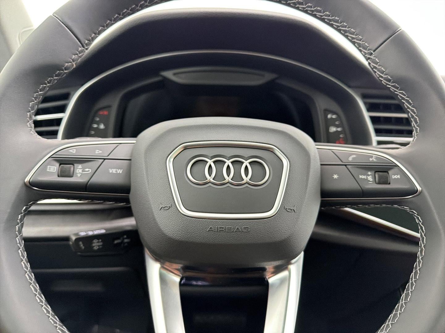 2026 Audi Q7 Premium - Photo 16