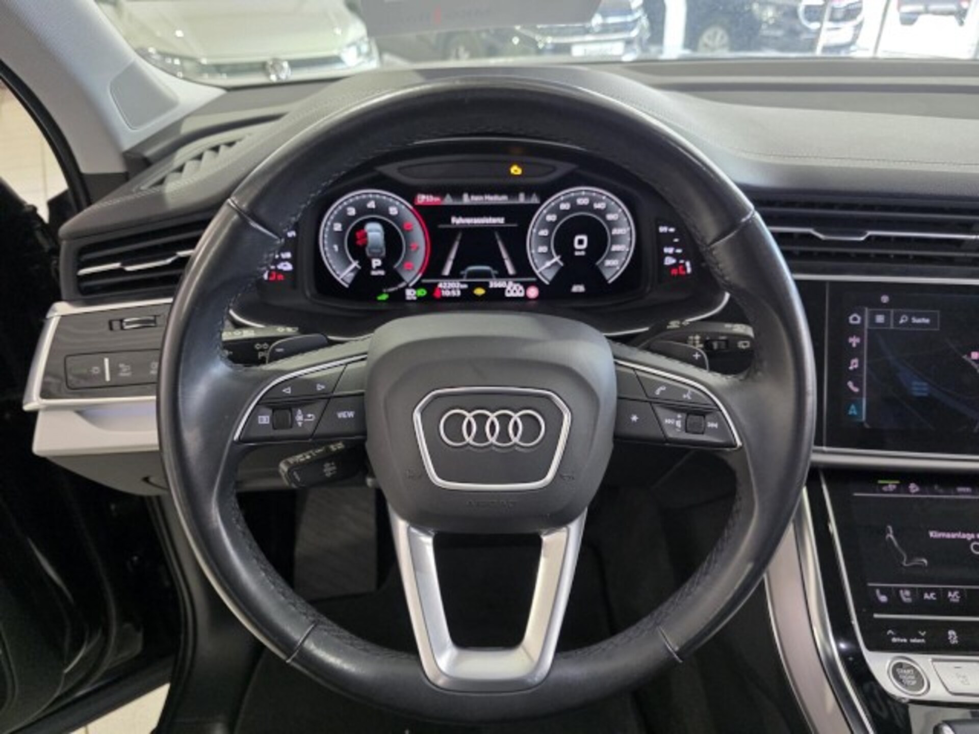 Audi Q7 SUV TFSI e S line