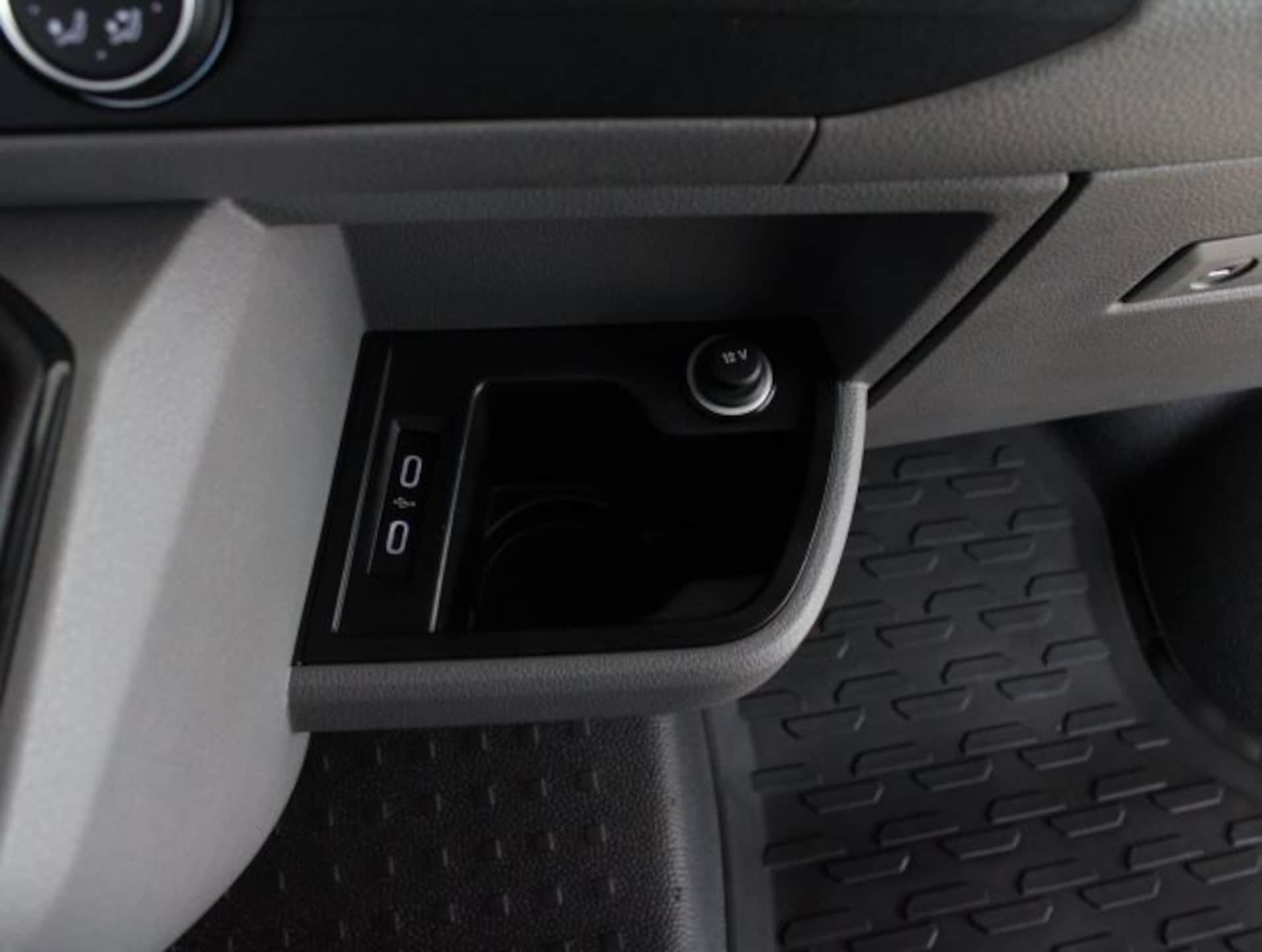 Volkswagen T6.1 Transporter Kasten kurzer Radstand