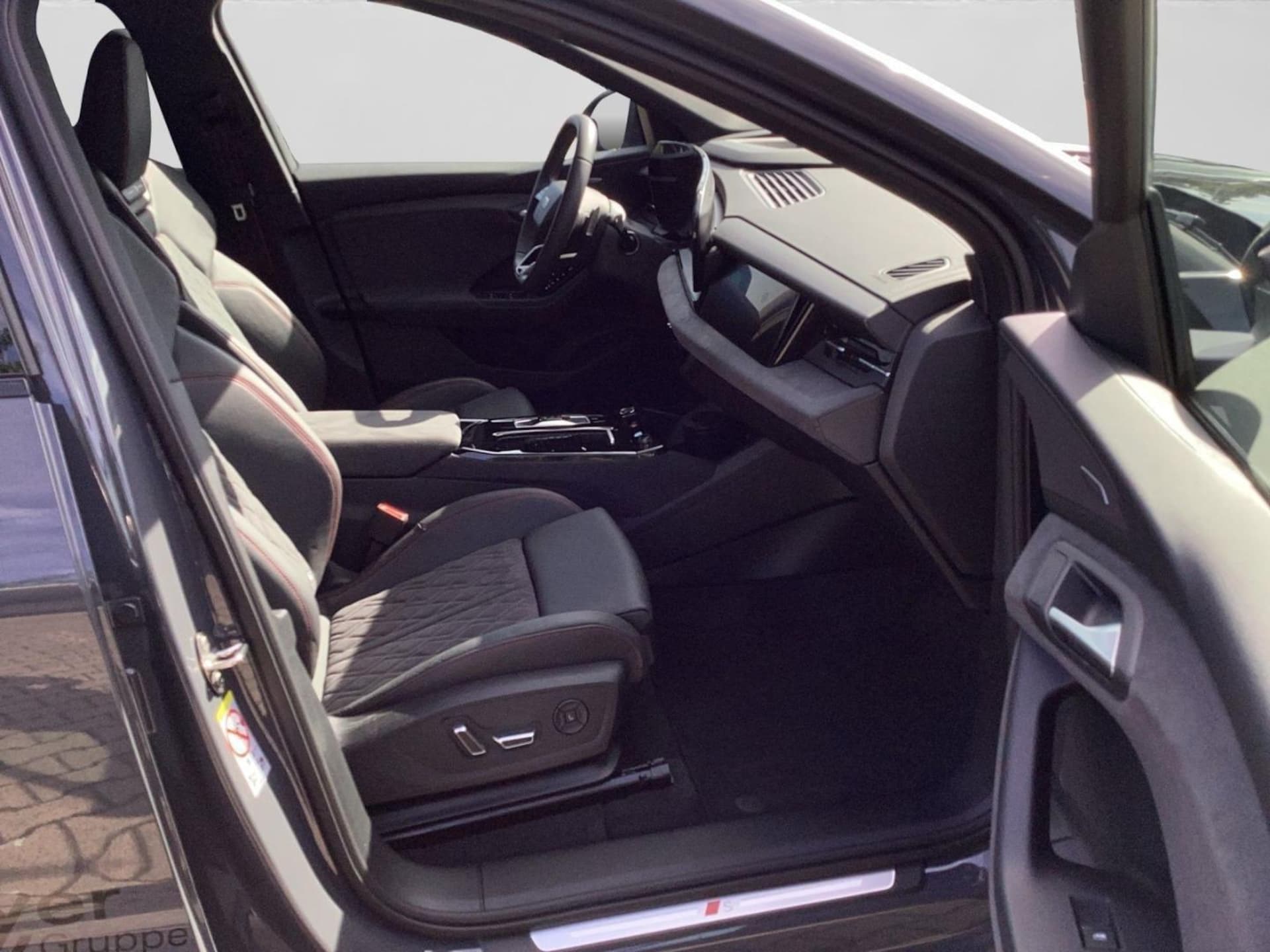 Audi Q6 SUV e-tron