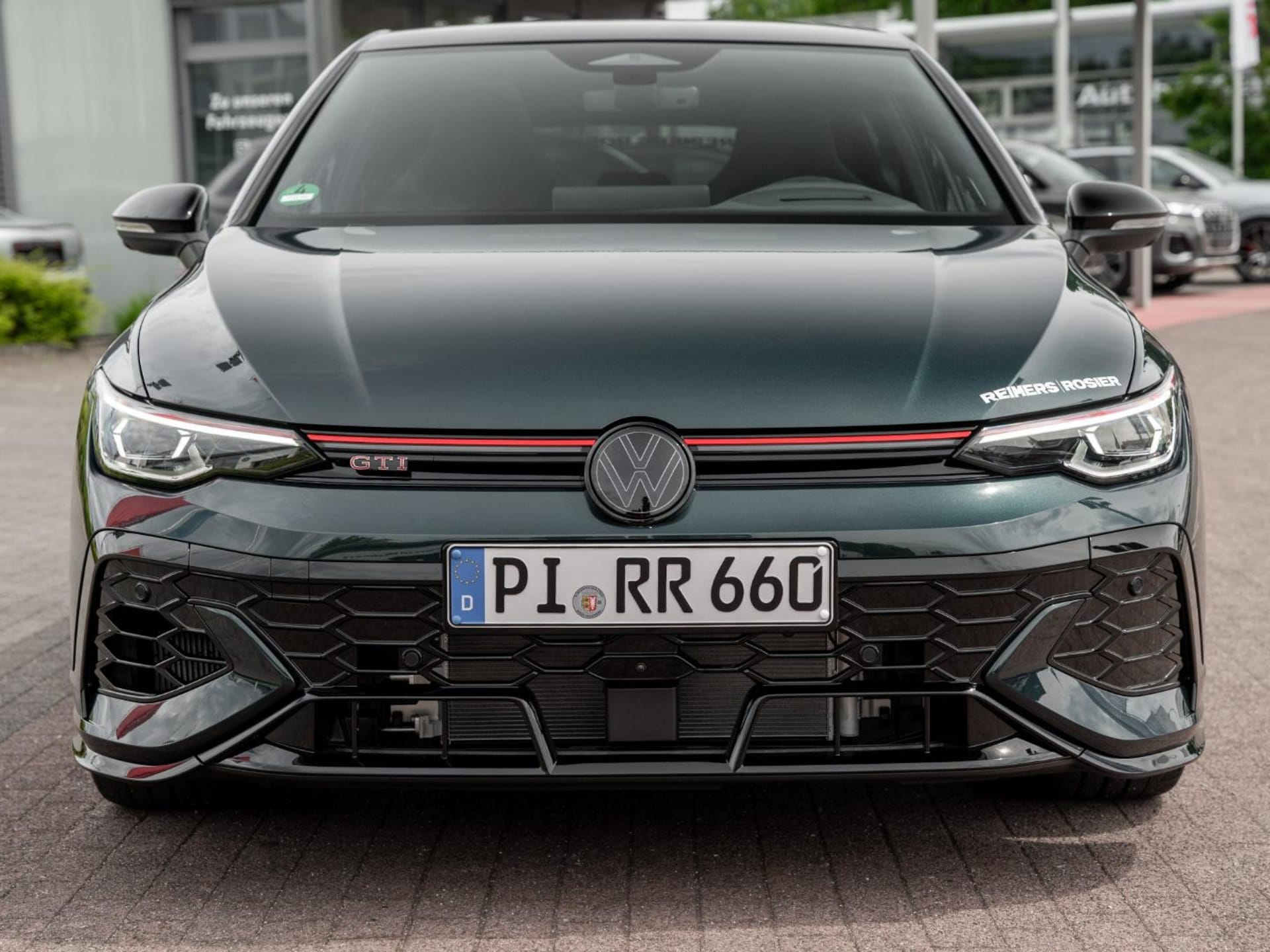 Volkswagen Golf GTI