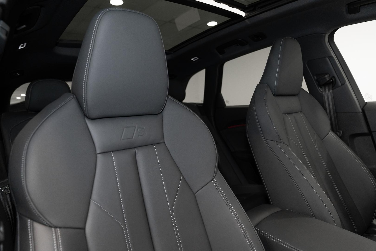Image about Audi Q5 SUV TDI quattro 150 kW sport