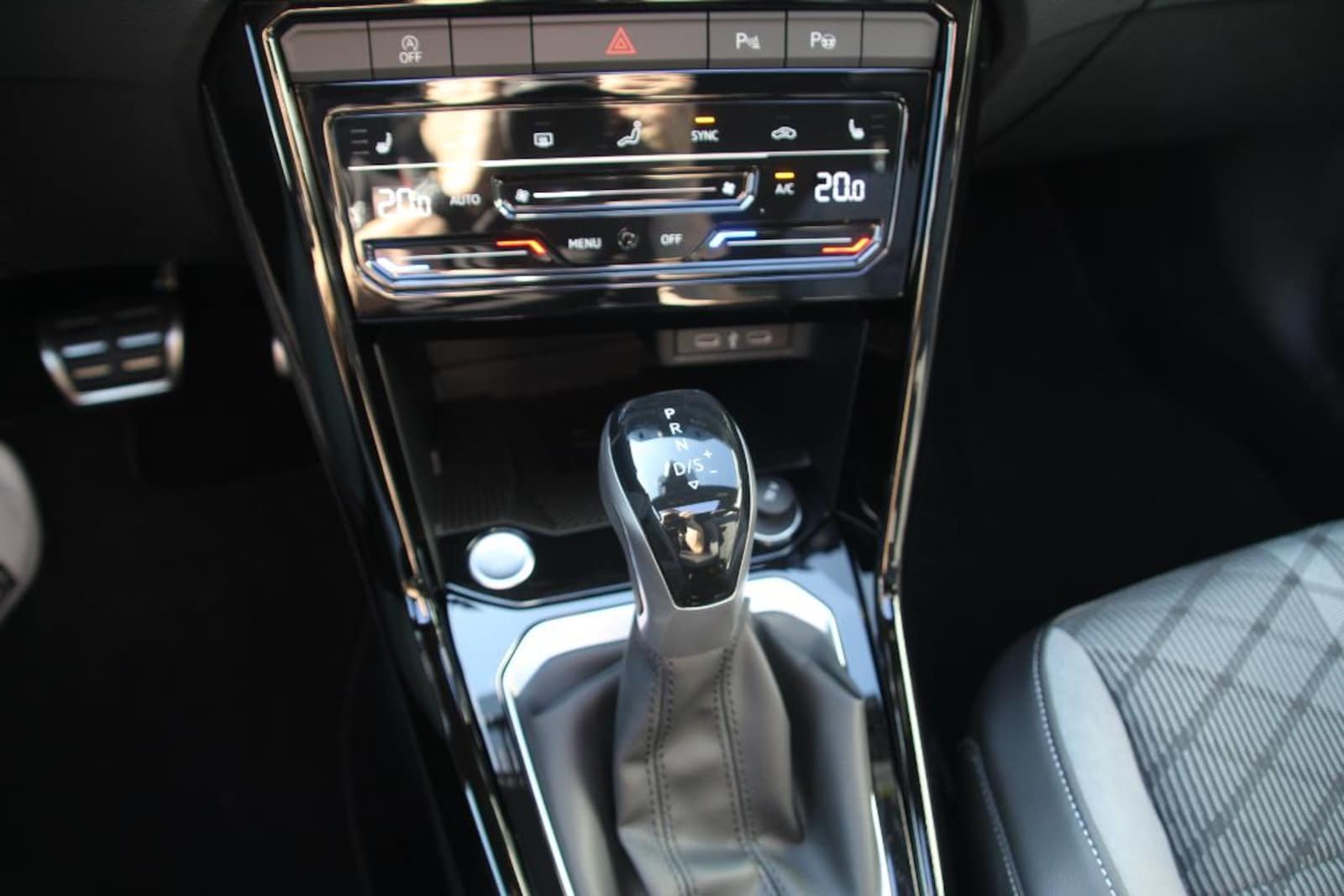 Volkswagen T-Roc – Bild 11