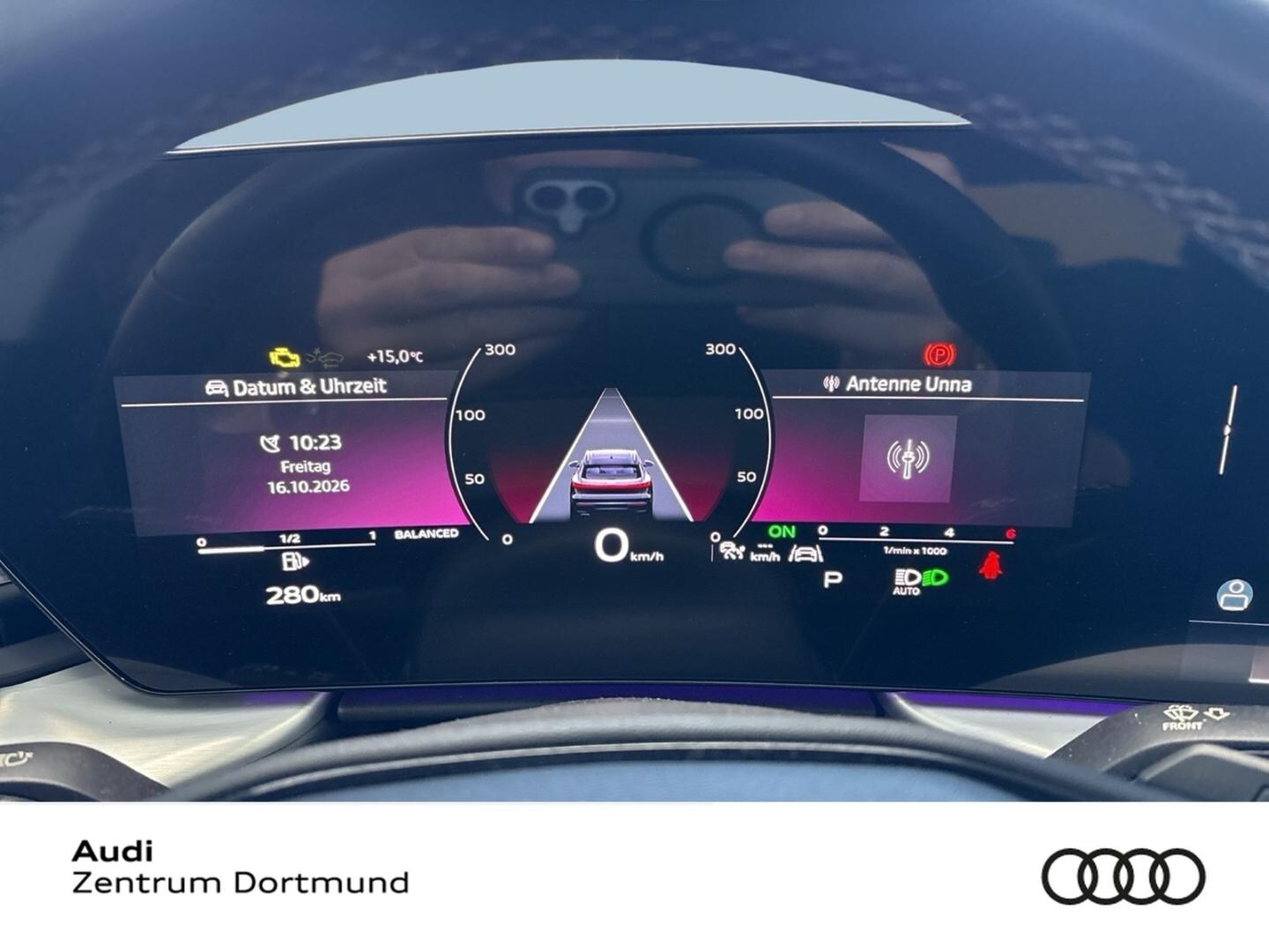 Bild über Audi Q5 SUV TDI quattro 150 kW S tronic - für weitere Informationen kontaktieren Sie den Audi Partner