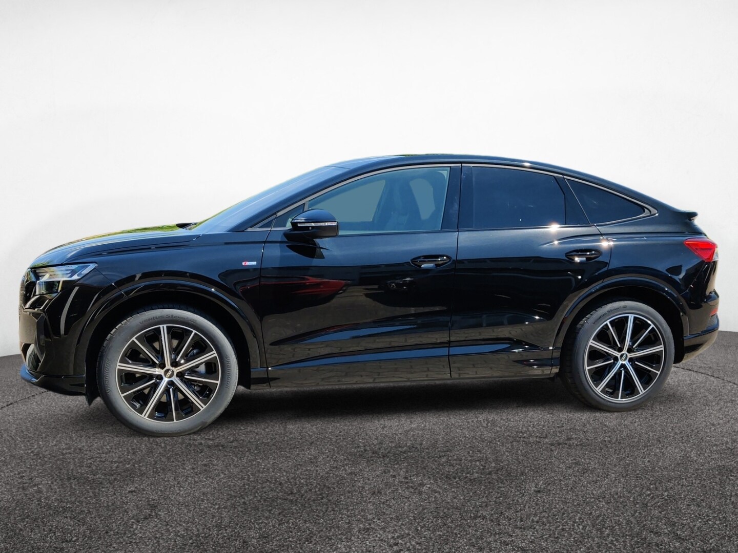 Image about Audi Q4 Sportback e-tron 45 e-tron quattro