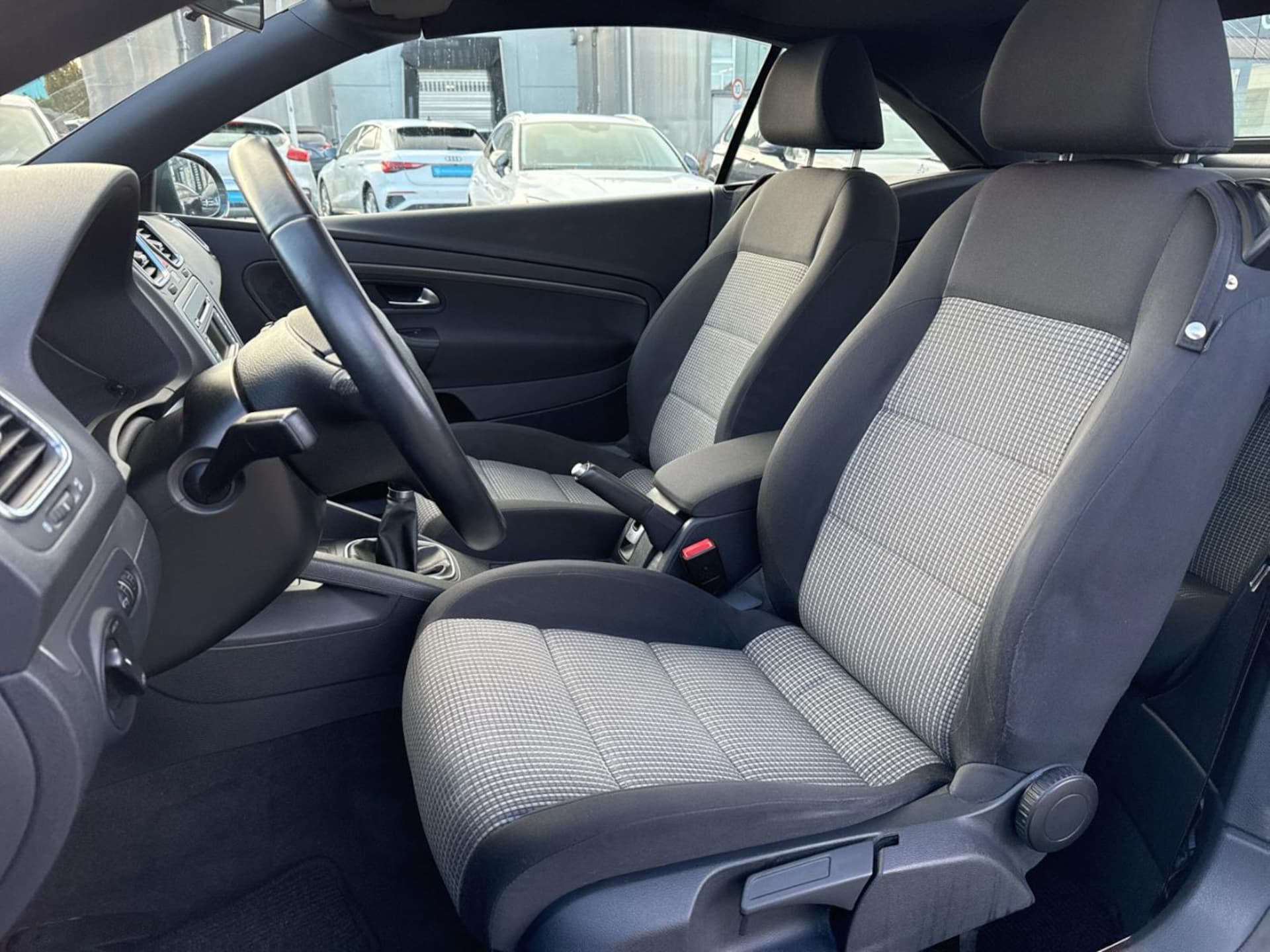 Volkswagen Eos
