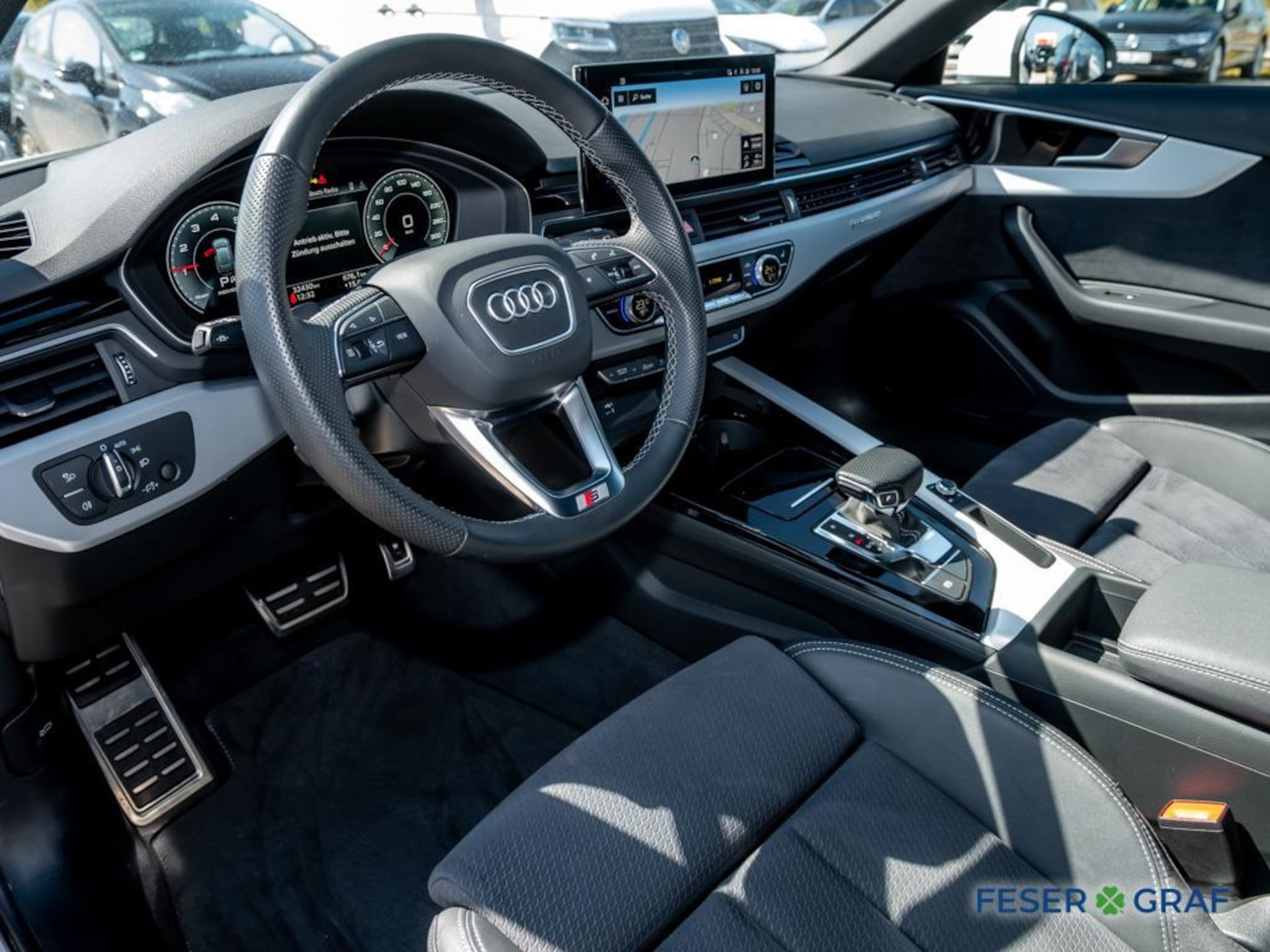 Audi A4 Avant S line