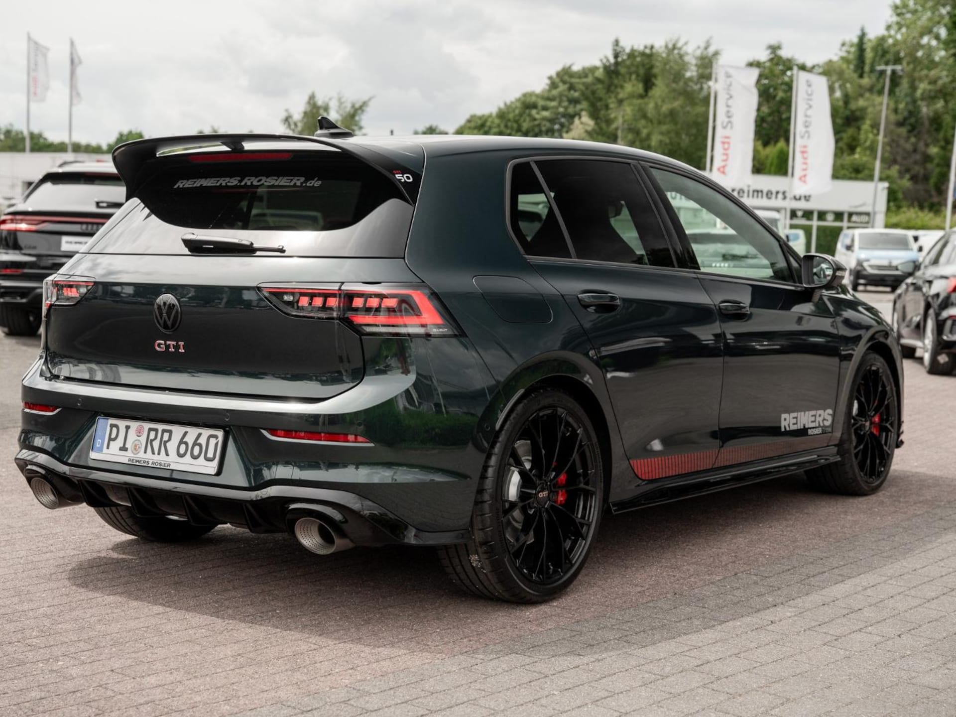Volkswagen Golf GTI