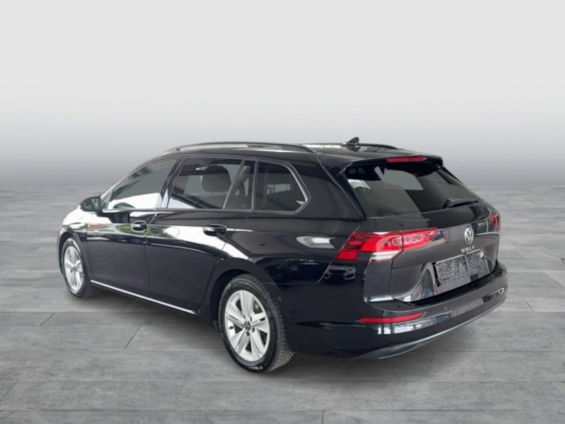 Volkswagen Golf Variant Life