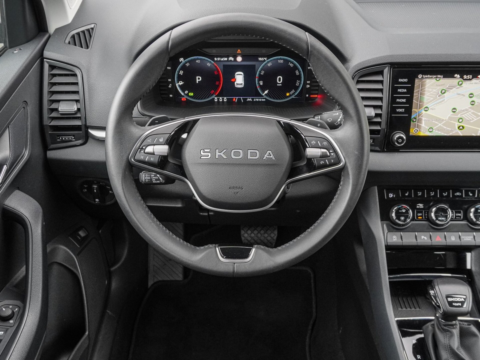 Skoda Karoq Tour